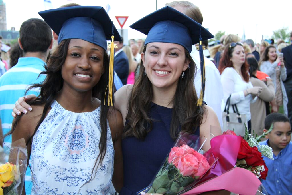 ABC_Grad2015_XonatiaLeeLibbyCarmichael_060915.jpg